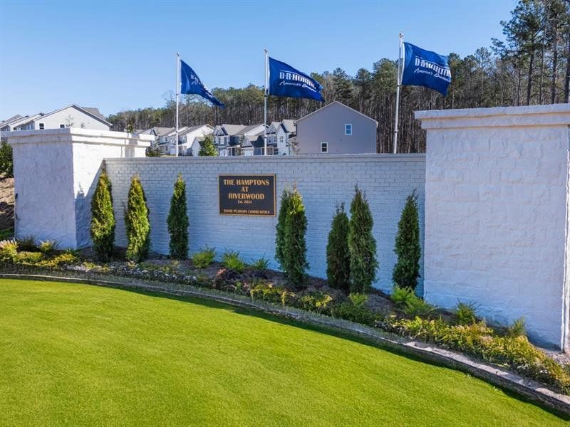 Image 65 of a home in Hamptons at Riverwood South.