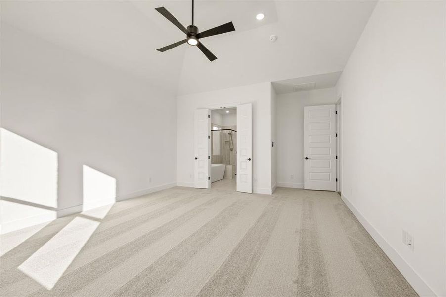 Spacious, unfurnished interior of a new home in Rocky Top Ranch, Reno (Image 22).