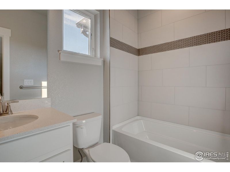 Furnished interior view inside a new home in Vernazza, Windsor (Image 5).