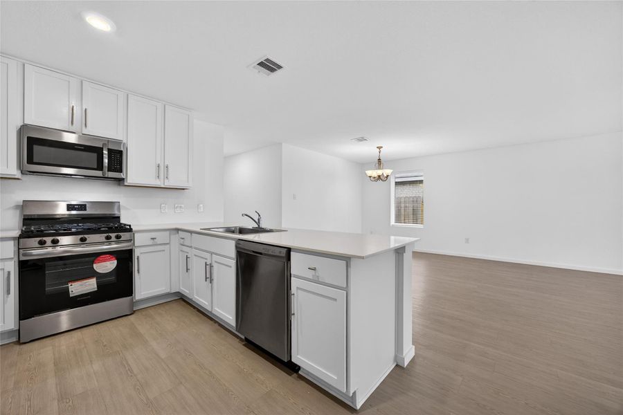 Furnished interior view inside a new home in Anniston, Katy (Image 13).