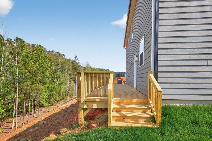 Exterior details and patio area of a home in Edgewater - Lakeview Point, Lancaster (Image 26).