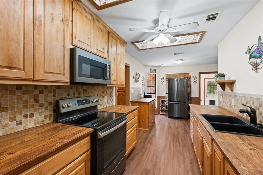 Furnished interior view inside a new home in , Weatherford (Image 10). Furnished interior view inside a new home in , Weatherford (Image 10).