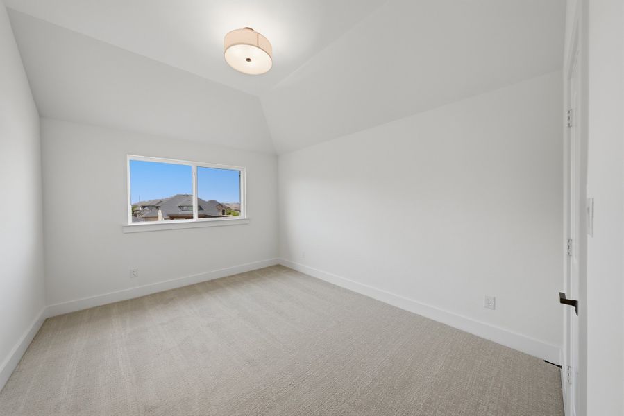 Spacious, unfurnished interior of a new home in Estates at Rockhill, Frisco (Image 33). Spacious, unfurnished interior of a new home in Estates at Rockhill, Frisco (Image 33).