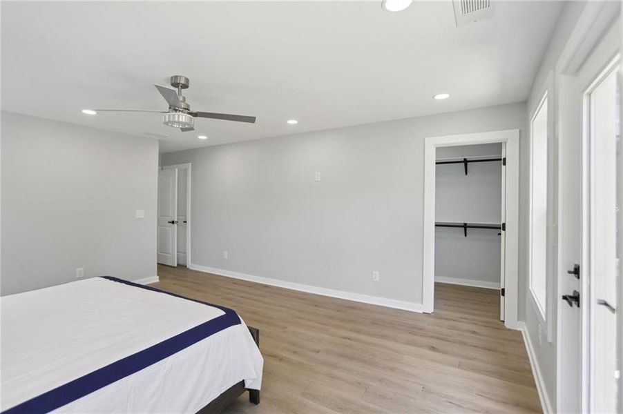 Image 44 of a home in .