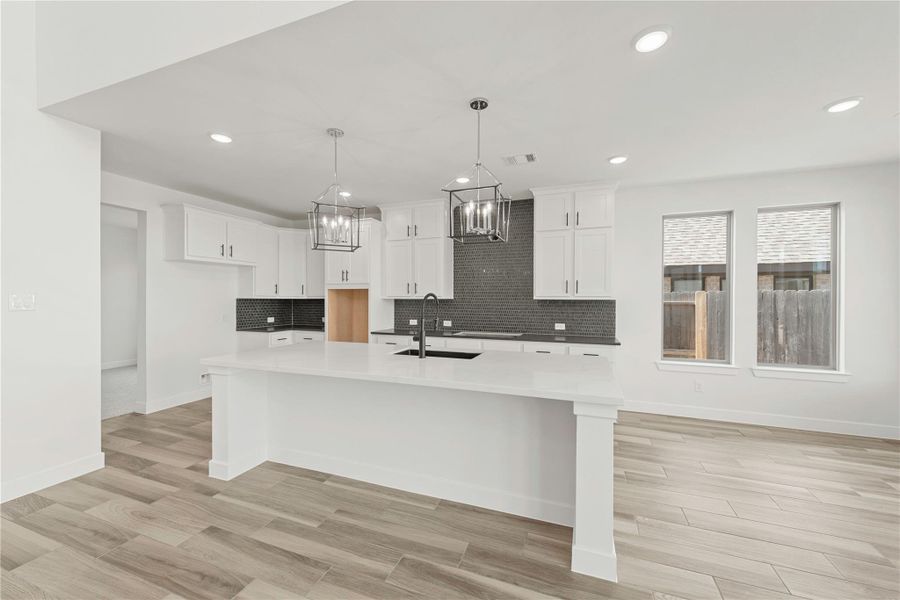 Representative image. Features, selections and colors may vary.