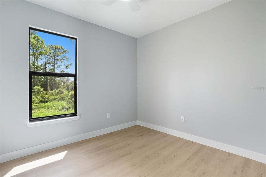 Spacious, unfurnished interior of a new home in , Lehigh Acres (Image 11).