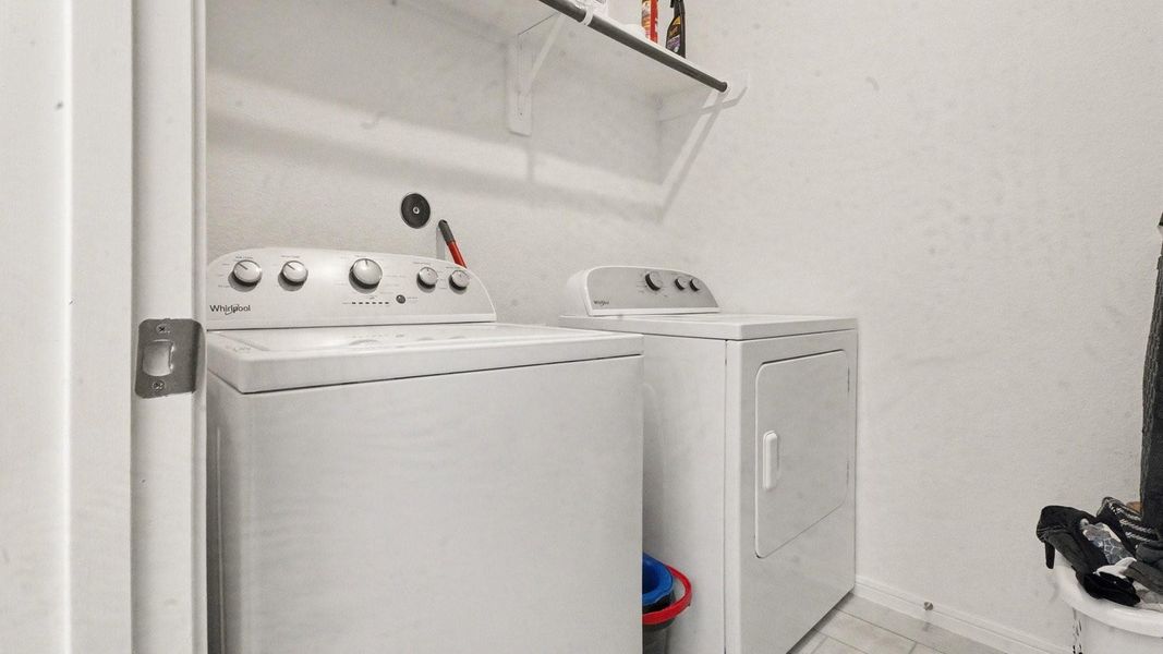 Close-up of interior finishes inside a home in , Baytown (Image 22).