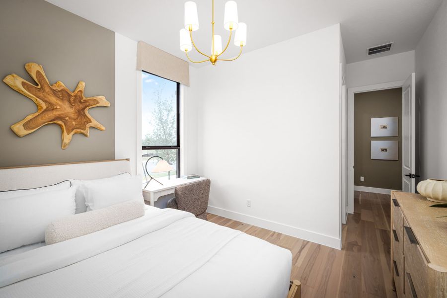 Representative furnished interior of a home built from the Gillett by Pulte Homes in Kuempel Farms, Pflugerville (Image 31).