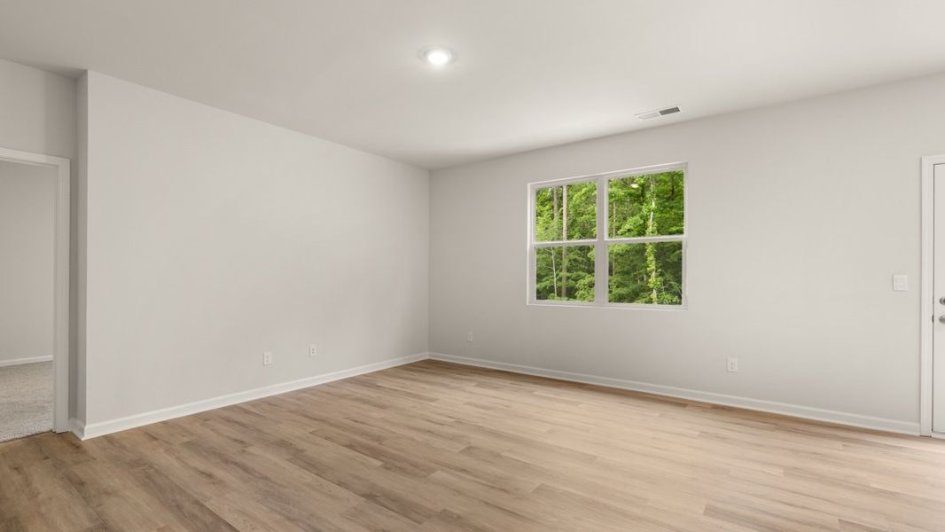 Spacious, unfurnished interior of a new home in South Wind, Union City (Image 17). Spacious, unfurnished interior of a new home in South Wind, Union City (Image 17).