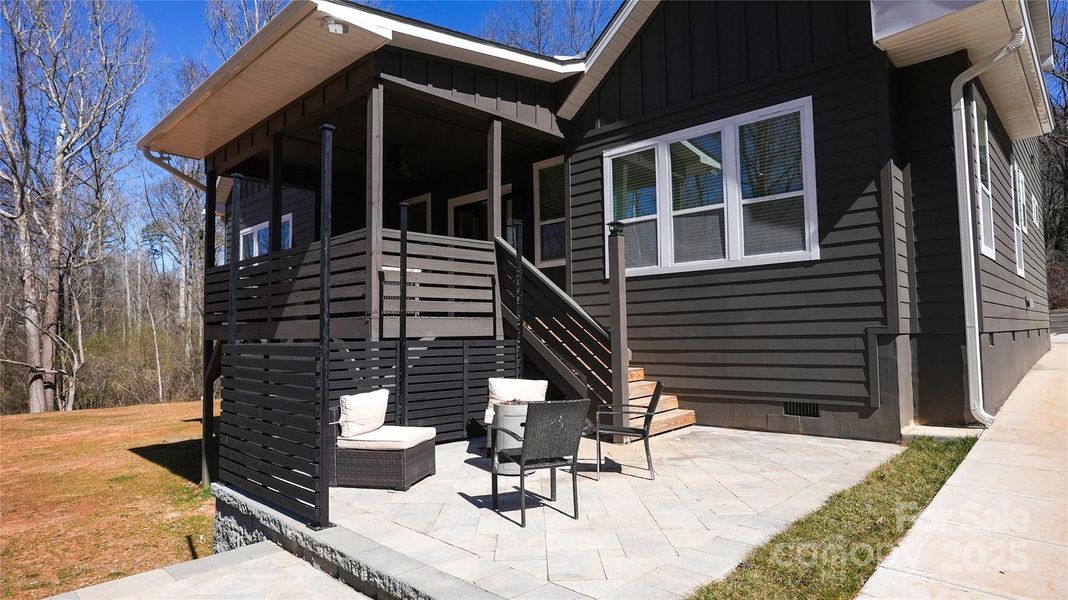 Private Rear Patio Lounge – The perfect escape for outdoor relaxation.