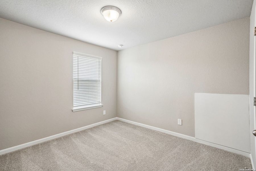 Spacious, unfurnished interior of a new home in Thomas Pond, San Antonio (Image 38). Spacious, unfurnished interior of a new home in Thomas Pond, San Antonio (Image 38).