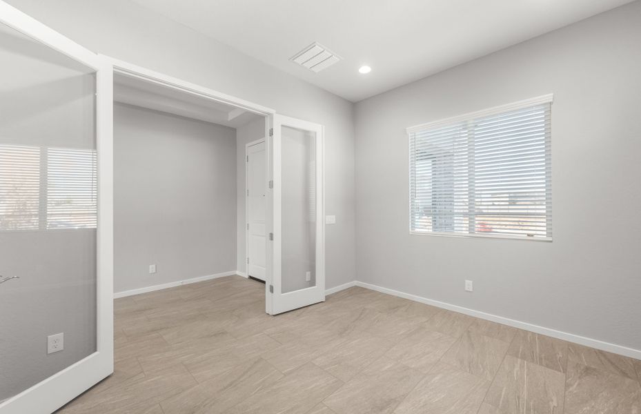 Spacious, unfurnished interior of a new home in Harvest - Enchantment Series, Queen Creek (Image 26). Spacious, unfurnished interior of a new home in Harvest - Enchantment Series, Queen Creek (Image 26).