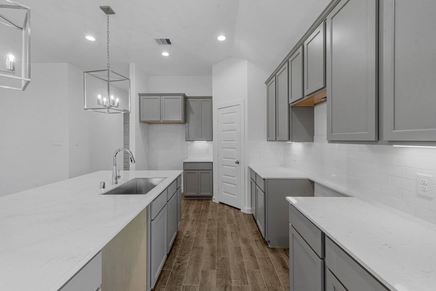 Furnished interior view inside a new home in Briarwood Crossing, Rosenberg (Image 6).