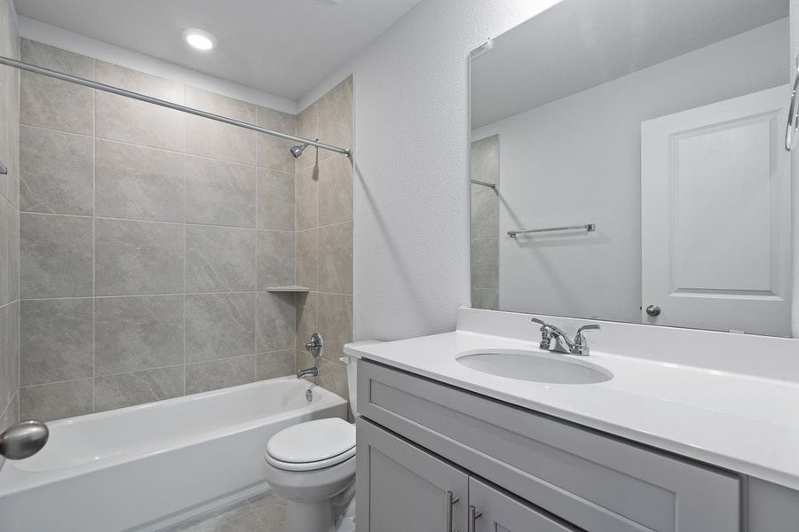 Furnished interior view inside a new home in Porter Country, Buda (Image 11).