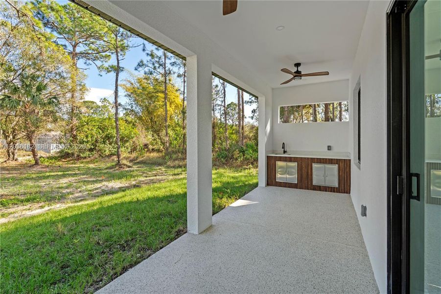 Exterior details and patio area of a home in , Lehigh Acres (Image 3).