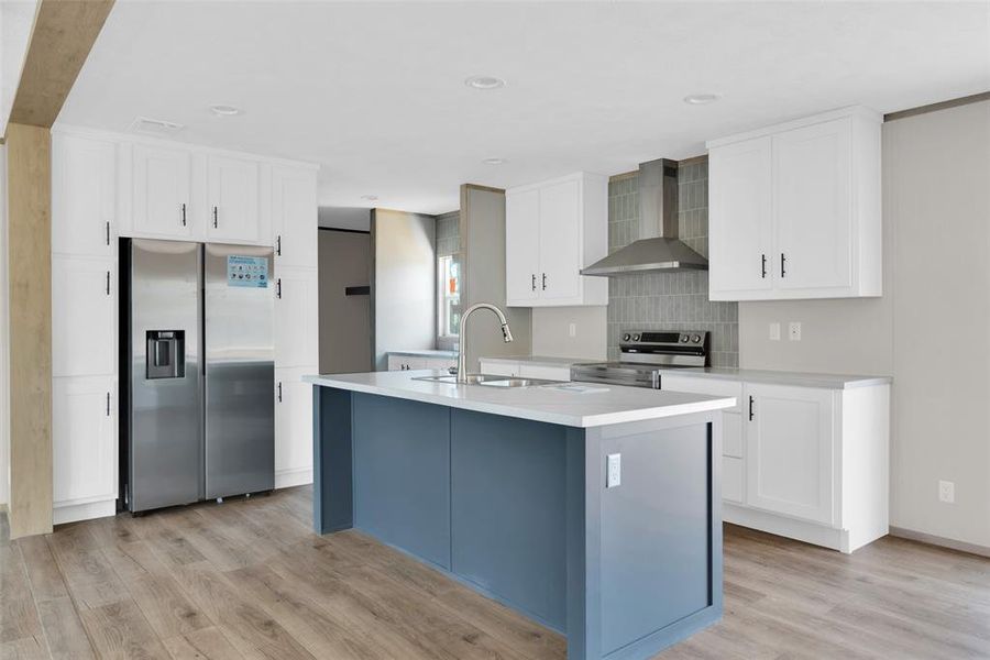 Furnished interior view inside a new home in , Whitesboro (Image 3).