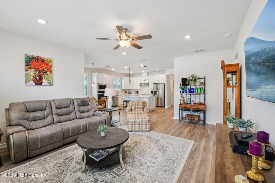 Image 47 of a home in Canopy Terrace. Image 47 of a home in Canopy Terrace.