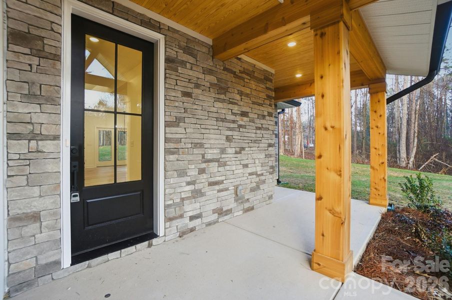 Exterior details and patio area of a home in , Crouse (Image 31).