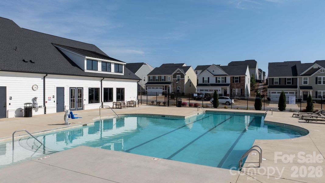 Community amenities in , Denver (Image 42).