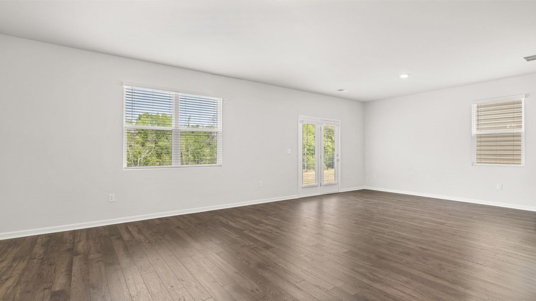 Spacious, unfurnished interior of a new home in The Islands, Beech Island (Image 21).