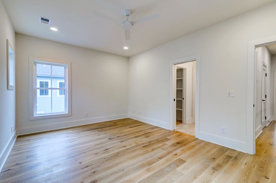 Spacious, unfurnished interior of a new home in , Johns Island (Image 43). Spacious, unfurnished interior of a new home in , Johns Island (Image 43).