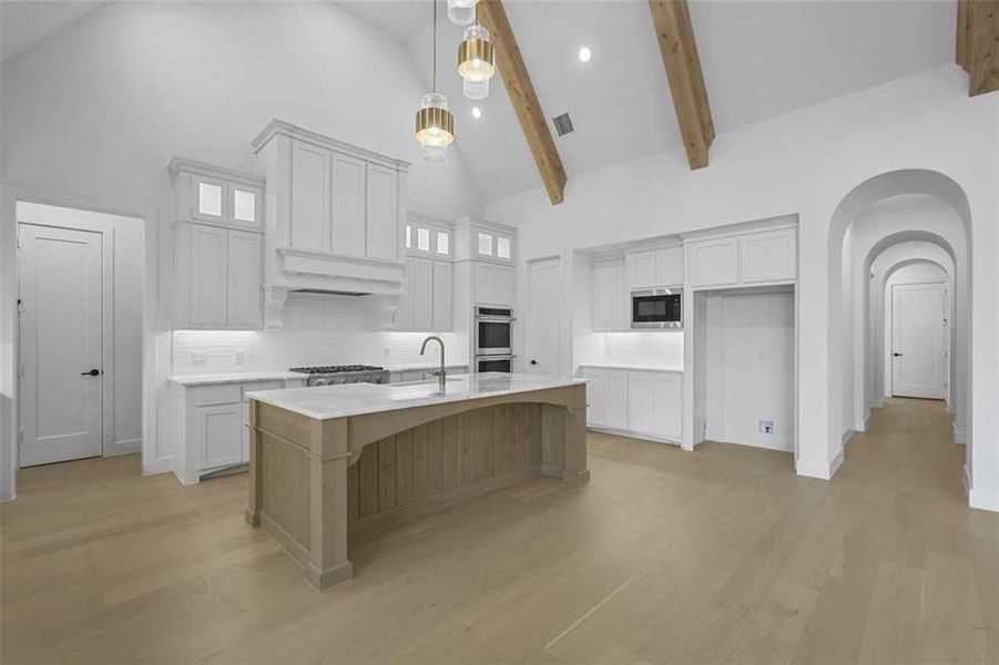 Furnished interior view inside a new home in Star Trail, Prosper (Image 4).