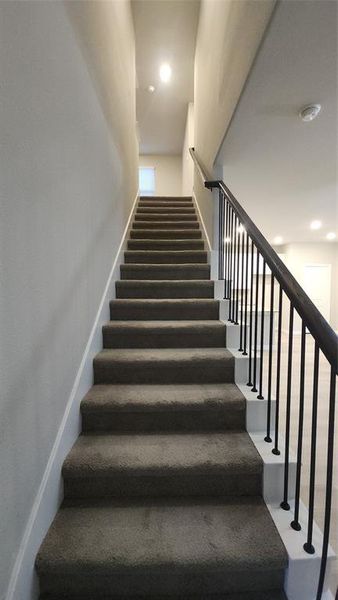 Spacious, unfurnished interior of a new home in Bryant Farms, Melissa (Image 21).