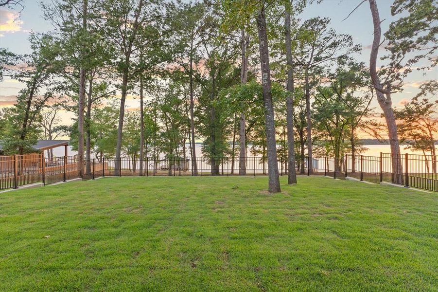 Natural landscape and outdoor views near  in Pittsburg (Image 37).