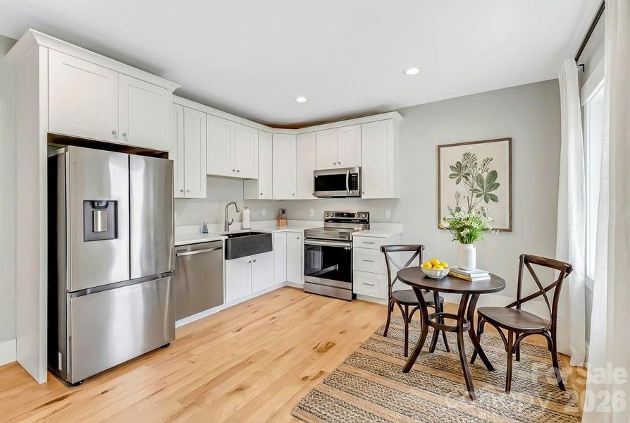 Lower Level Kitchen Lower Level Kitchen