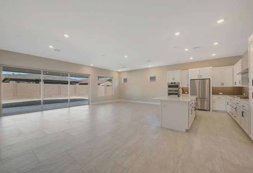 Trilogy Ridgecrest Venture HS 123 Great Room Kitchen - 13 of 18