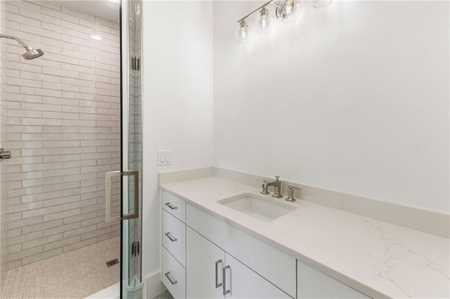 Furnished interior view inside a new home in , Alpharetta (Image 51).