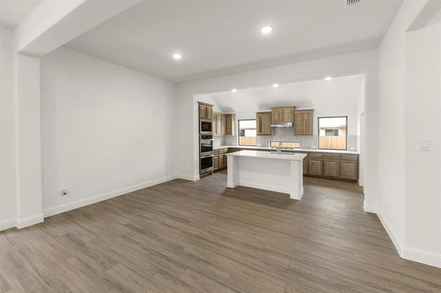 07_ 3821 Maize Ave, Heartland 07_ 3821 Maize Ave, Heartland