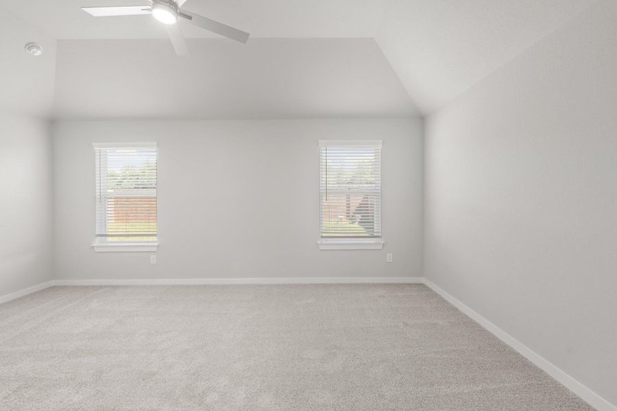 Spacious, unfurnished interior of a new home in Sunterra North, Katy (Image 21).