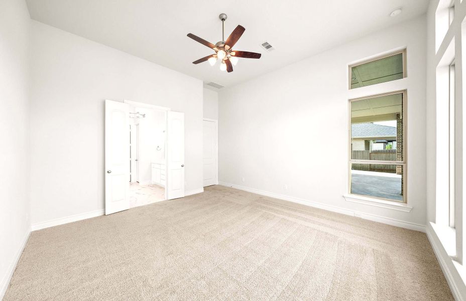 Representative unfurnished interior of a home built from the 3326AU by Ravenna Homes in Audubon 60′, Magnolia (Image 30).