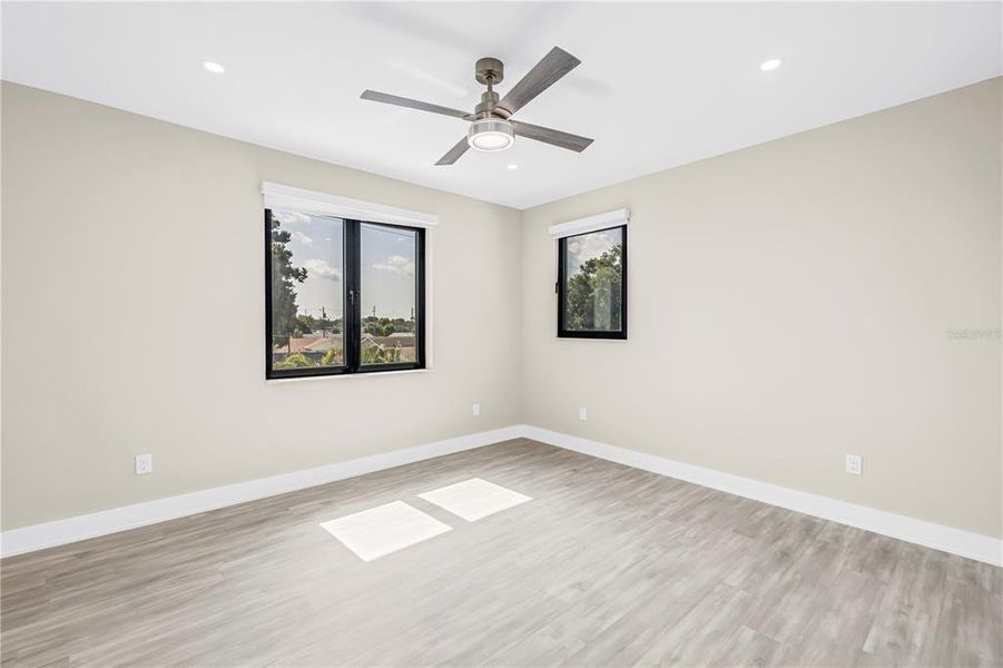 Spacious, unfurnished interior of a new home in , St. Petersburg (Image 43). Spacious, unfurnished interior of a new home in , St. Petersburg (Image 43).