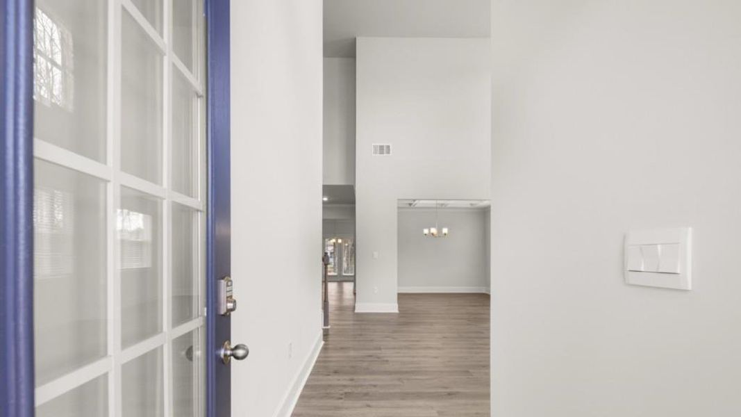 Spacious, unfurnished interior of a new home in Haven Abbey, Cumming (Image 33).