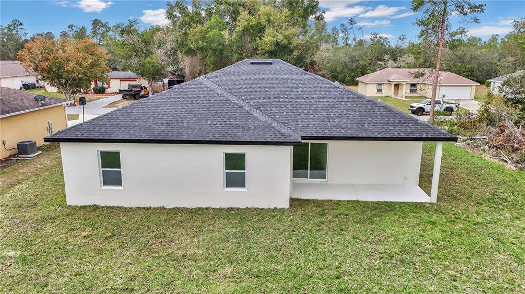 Exterior details and patio area of a home in , Ocala (Image 25). Exterior details and patio area of a home in , Ocala (Image 25).