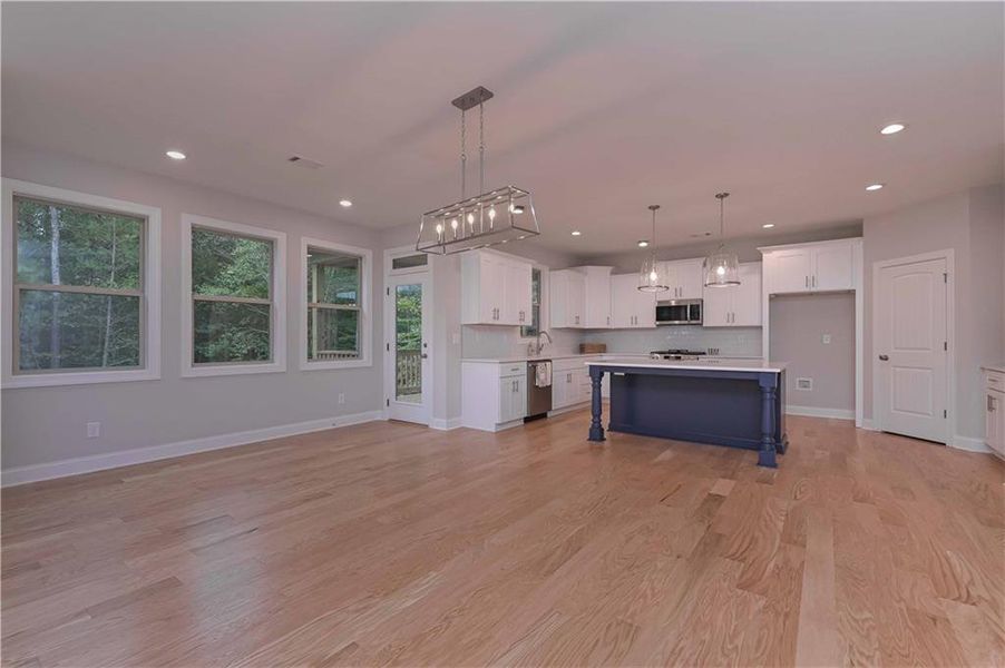 Spacious, unfurnished interior of a new home in , Douglasville (Image 34). Spacious, unfurnished interior of a new home in , Douglasville (Image 34).