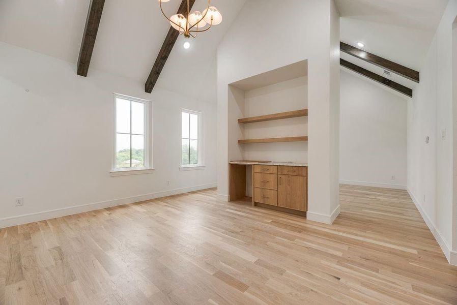 Spacious, unfurnished interior of a new home in , Dallas (Image 29).