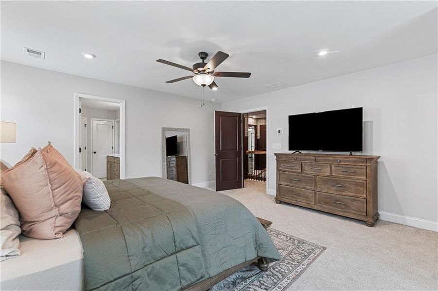 Furnished interior view inside a new home in , Hoschton (Image 38). Furnished interior view inside a new home in , Hoschton (Image 38).