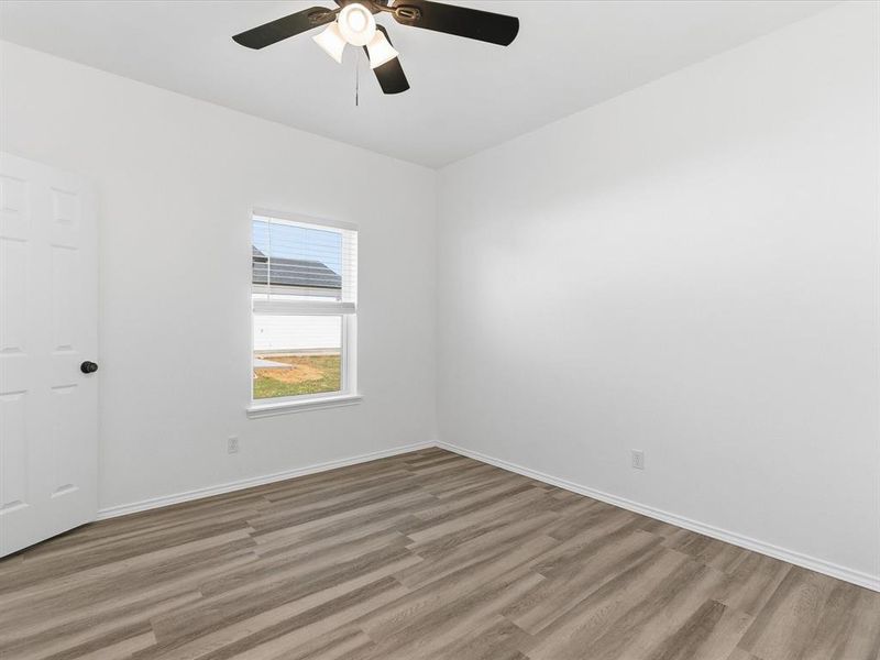Spacious, unfurnished interior of a new home in , Kennedale (Image 18).
