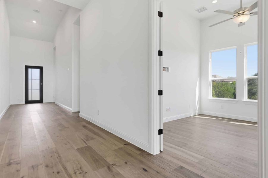 Spacious, unfurnished interior of a new home in Heights at San Gabriel, Georgetown (Image 12).