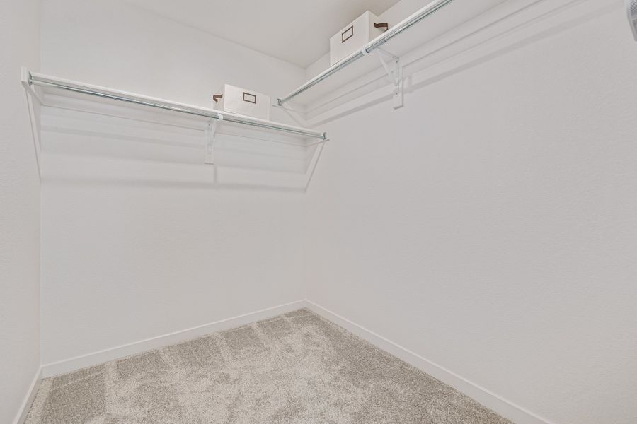 Spacious, unfurnished interior of a new home in The Vistas at West Mesa, Colorado Springs (Image 18).