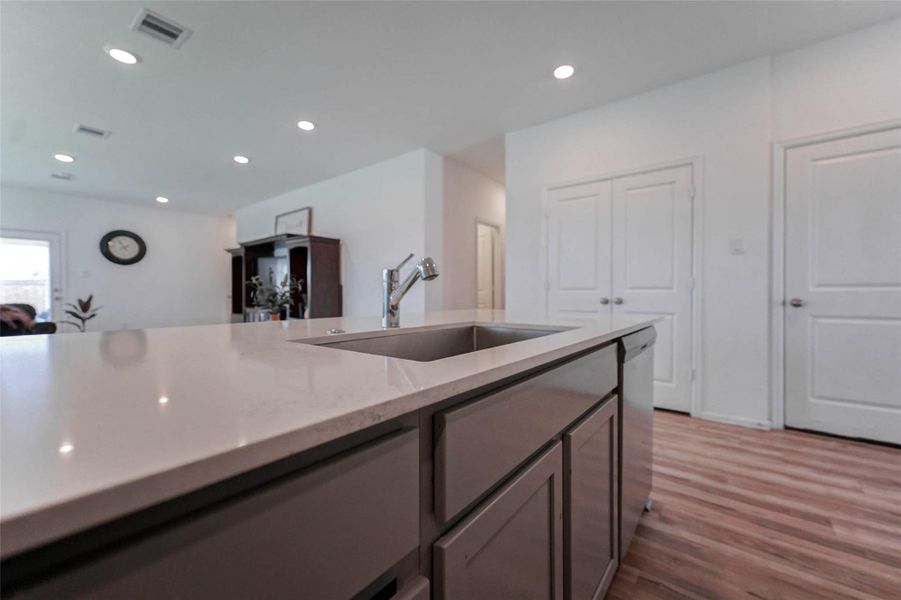 Spacious island in the heart of the home with clear sightlines to family room. Ideal for entertaining in Katy ISD’s top-tier master-planned community, Sunterra. Spacious island in the heart of the home with clear sightlines to family room. Ideal for entertaining in Katy ISD’s top-tier master-planned community, Sunterra.