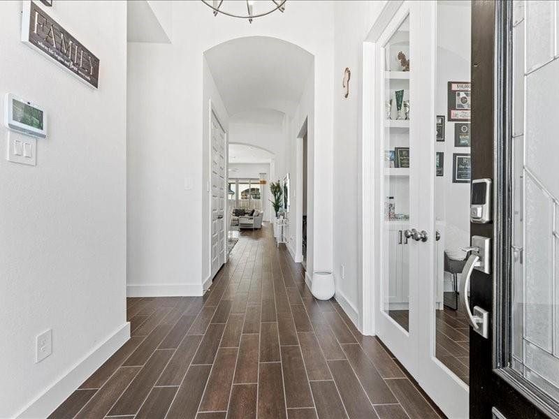 Walk of mellow leads guests to the inviting entrance Walk of mellow leads guests to the inviting entrance