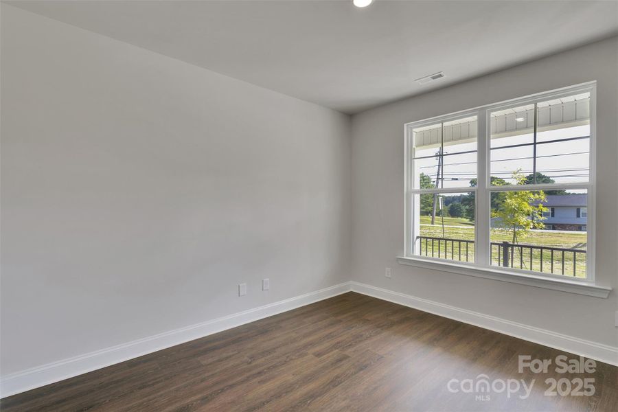 Spacious, unfurnished interior of a new home in , Lincolnton (Image 30).