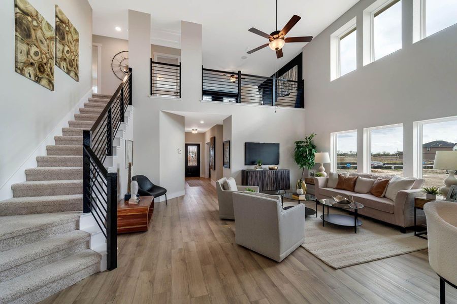 Furnished interior view inside a new home in Steed Landing, Texas City (Image 5).