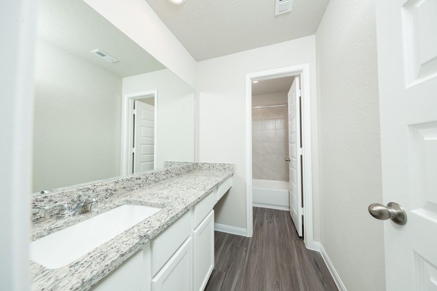 Image 10 of a home in Cliffstone Hills. Image 10 of a home in Cliffstone Hills.