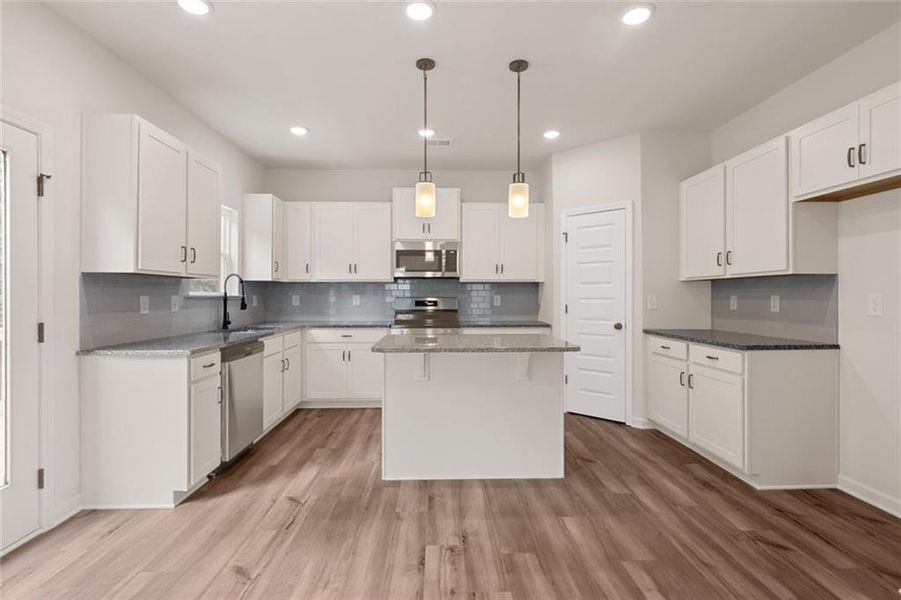 Furnished interior view inside a new home in Roxeywood Park, Winder (Image 8).