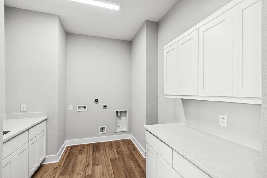 Furnished interior view inside a new home in ARTAVIA 50' Homesites, Conroe (Image 9).